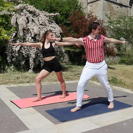 Chateau De فندق 5*