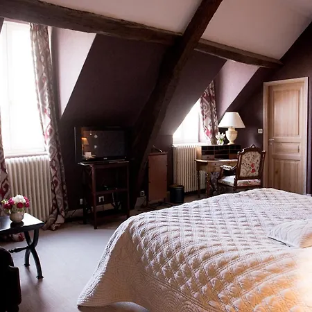 Chateau De فندق 5*