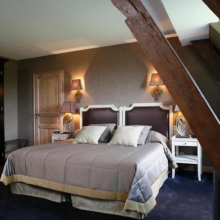 Chateau De Hotel